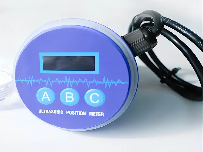 Schwahr ultrasonic liquid level gauge